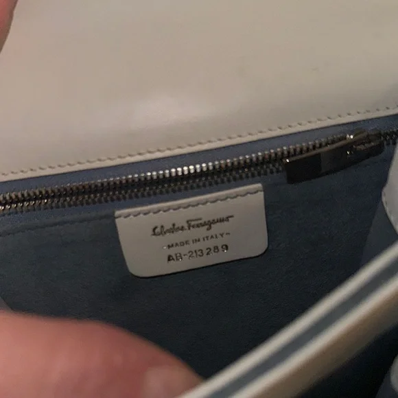 EUC Vintage Savatore Ferragamo White Textured Satchel Bag with Silver Hardware - Picture 4 of 14